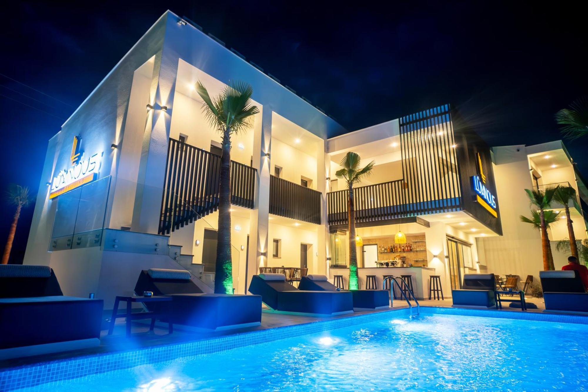 Luminous Luxury Living Aparthotel Kallithea  Εξωτερικό φωτογραφία