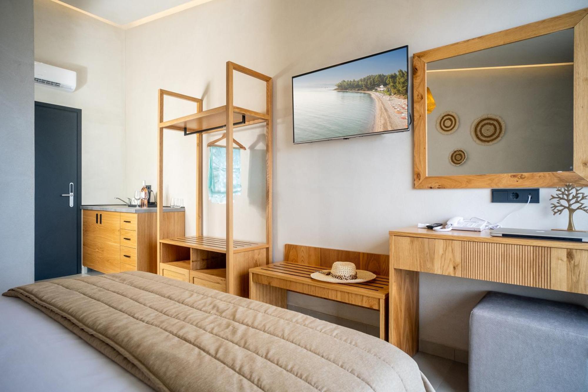 Luminous Luxury Living Aparthotel Kallithea  Εξωτερικό φωτογραφία
