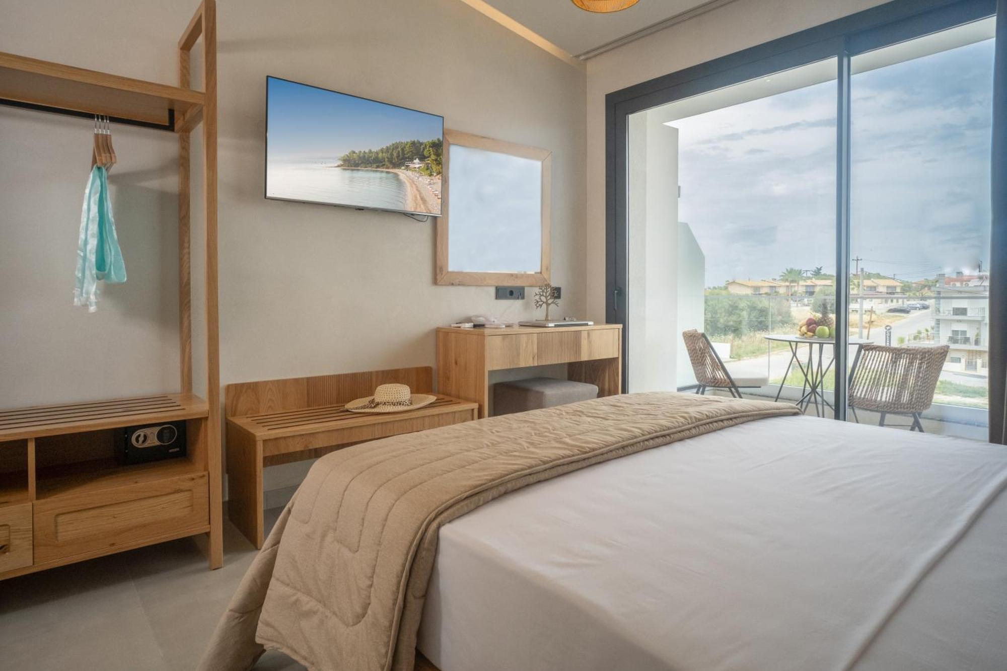 Luminous Luxury Living Aparthotel Kallithea  Εξωτερικό φωτογραφία