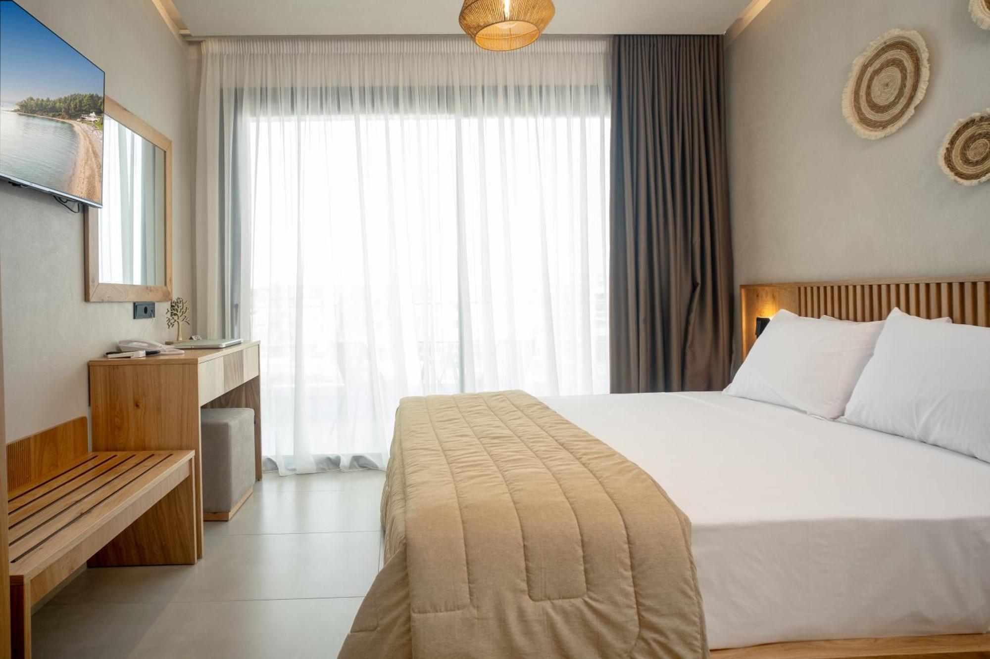 Luminous Luxury Living Aparthotel Kallithea  Εξωτερικό φωτογραφία