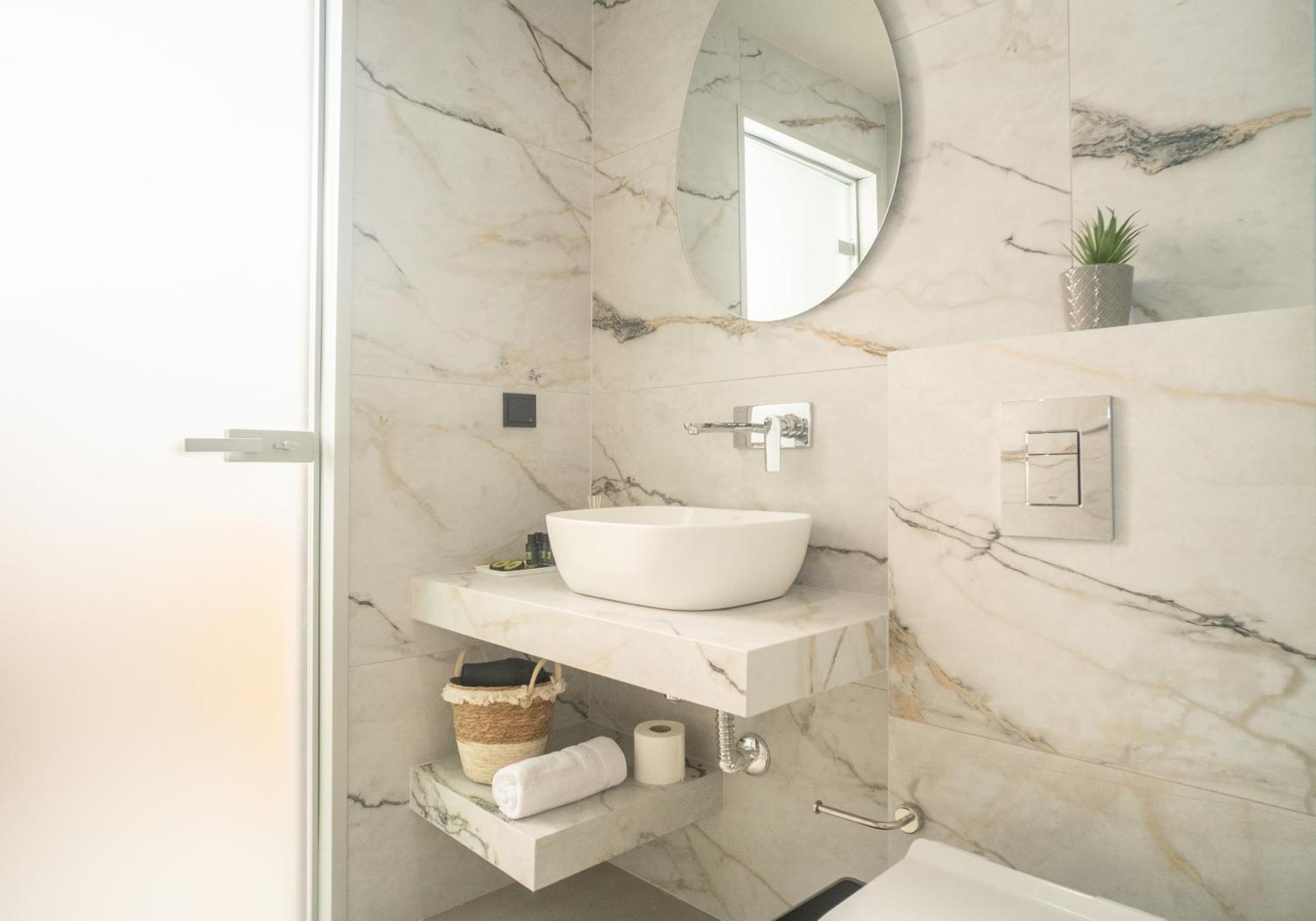 Luminous Luxury Living Aparthotel Kallithea  Εξωτερικό φωτογραφία